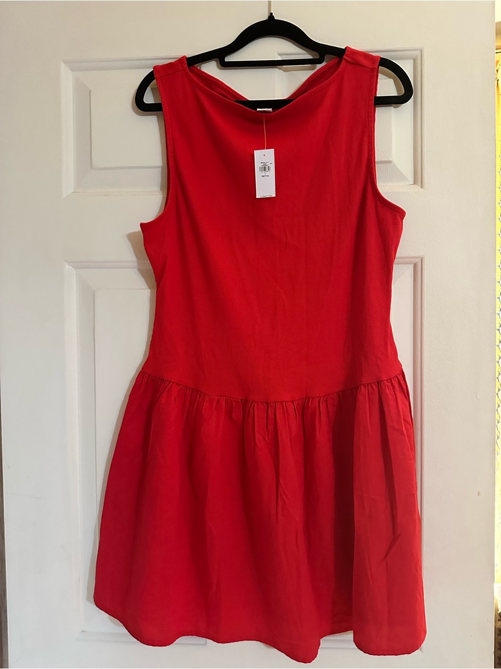 NWT Petite Large Old Navy Red Sleeveless Fit-and-Flare Mini Dress - Picture 2 of 4